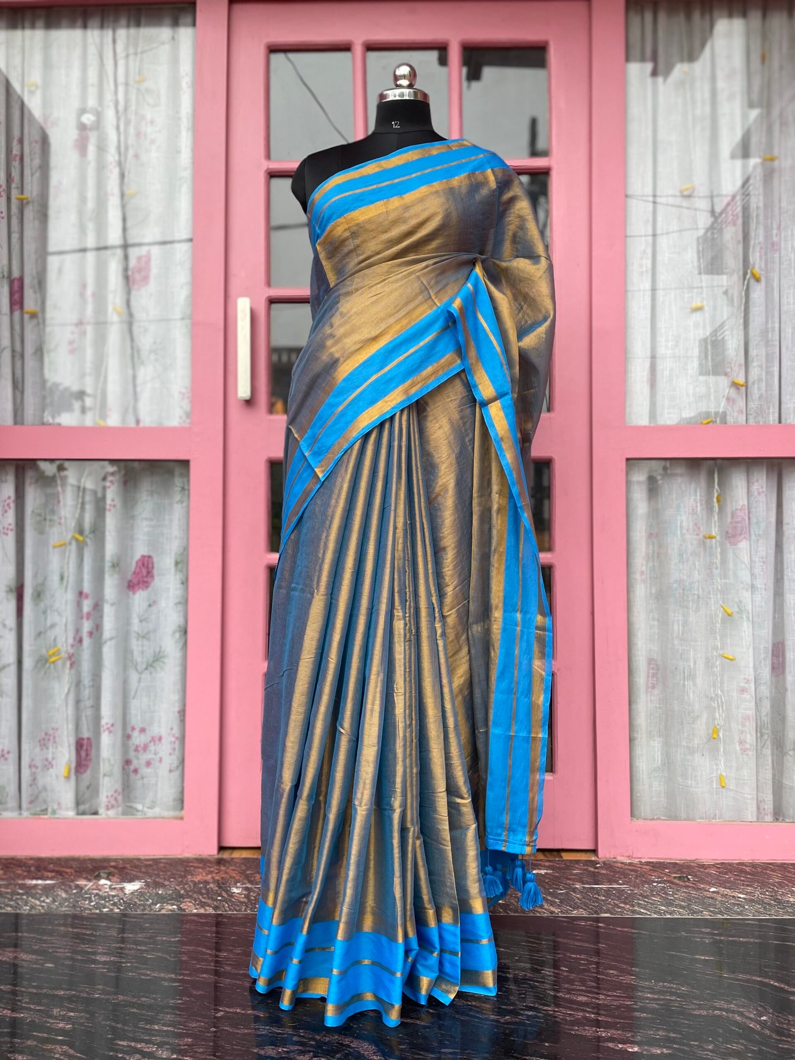 Firozi | Pure Handloom Mulcotton with Gold Tissue Sarees